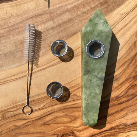 Handmade Green Jade Gemstone Smoking Crystal Pipe Hand Spoon Tobacco Smoke Bowl