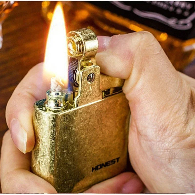 RETRO WINDPROOF BRASS CIGAR LIGHTER – LUXURY METAL SMOKING ACCESSORY