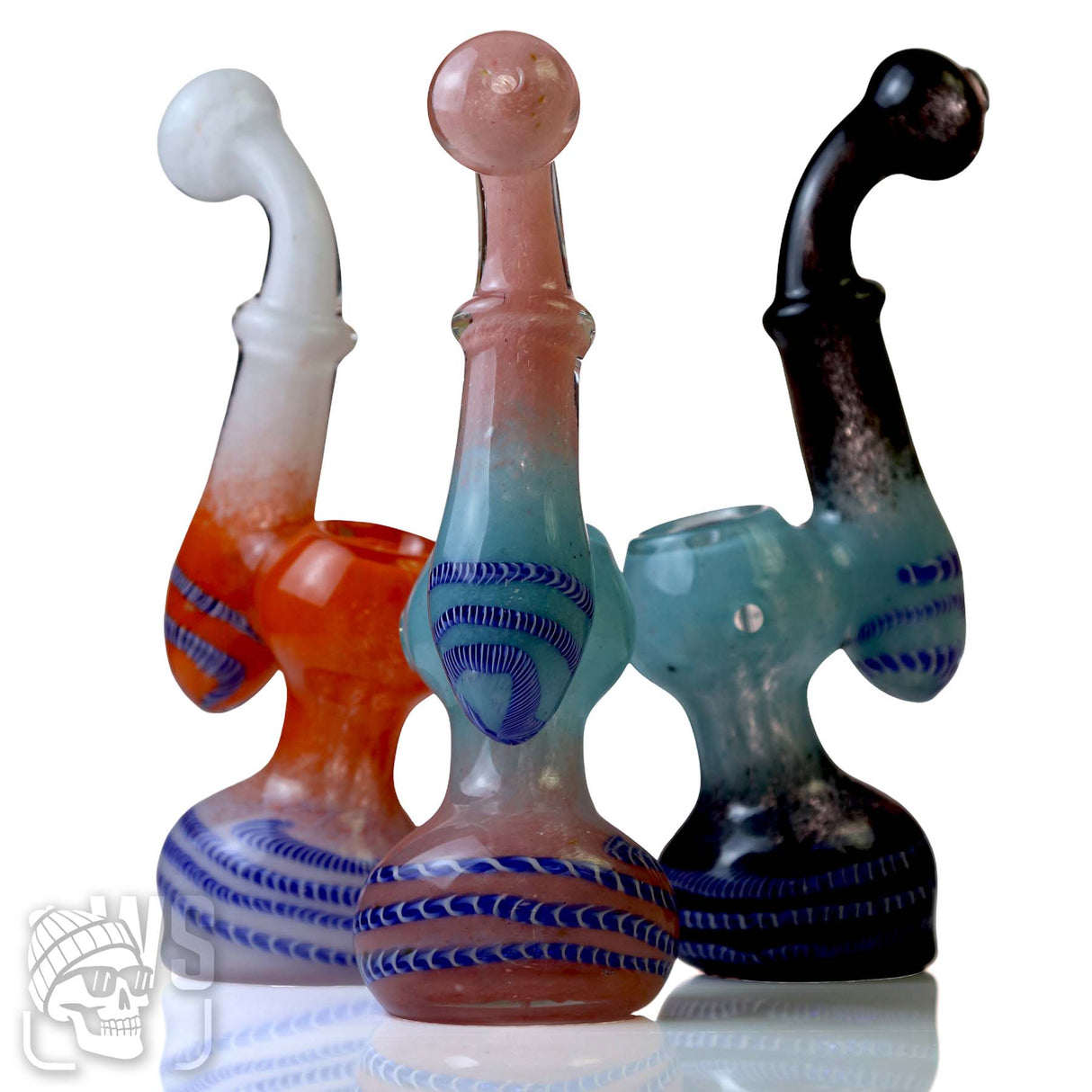 GLASS BUBBLER WITH SPIRAL ACCENTED CHAMBER