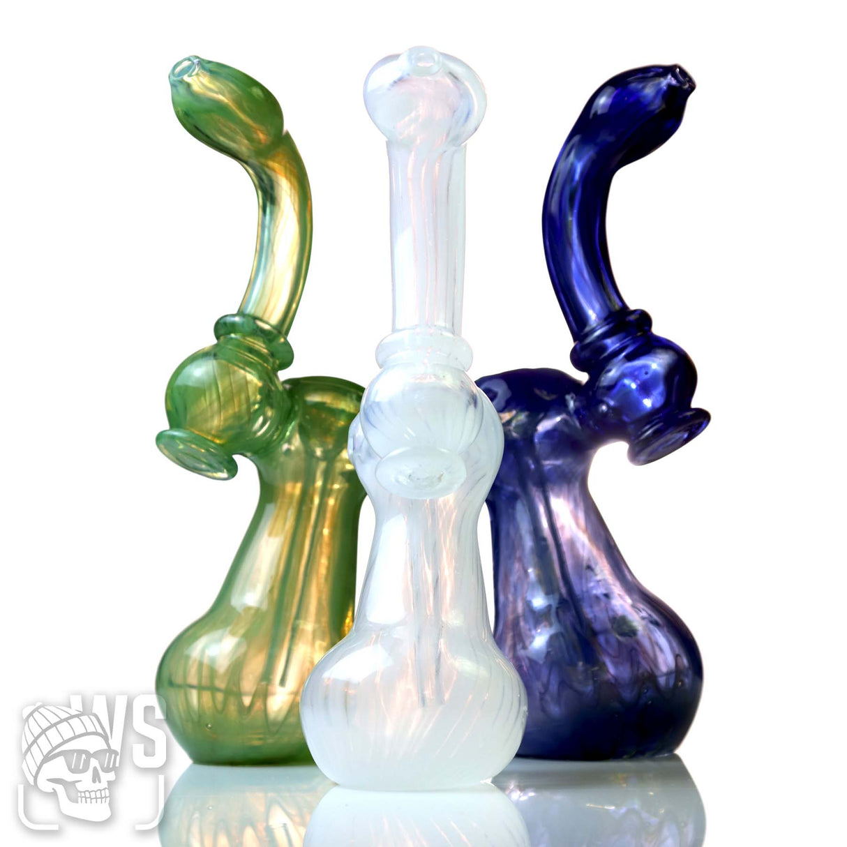 GLASS BUBBLER WITH FLOWING WORKED DESIGN