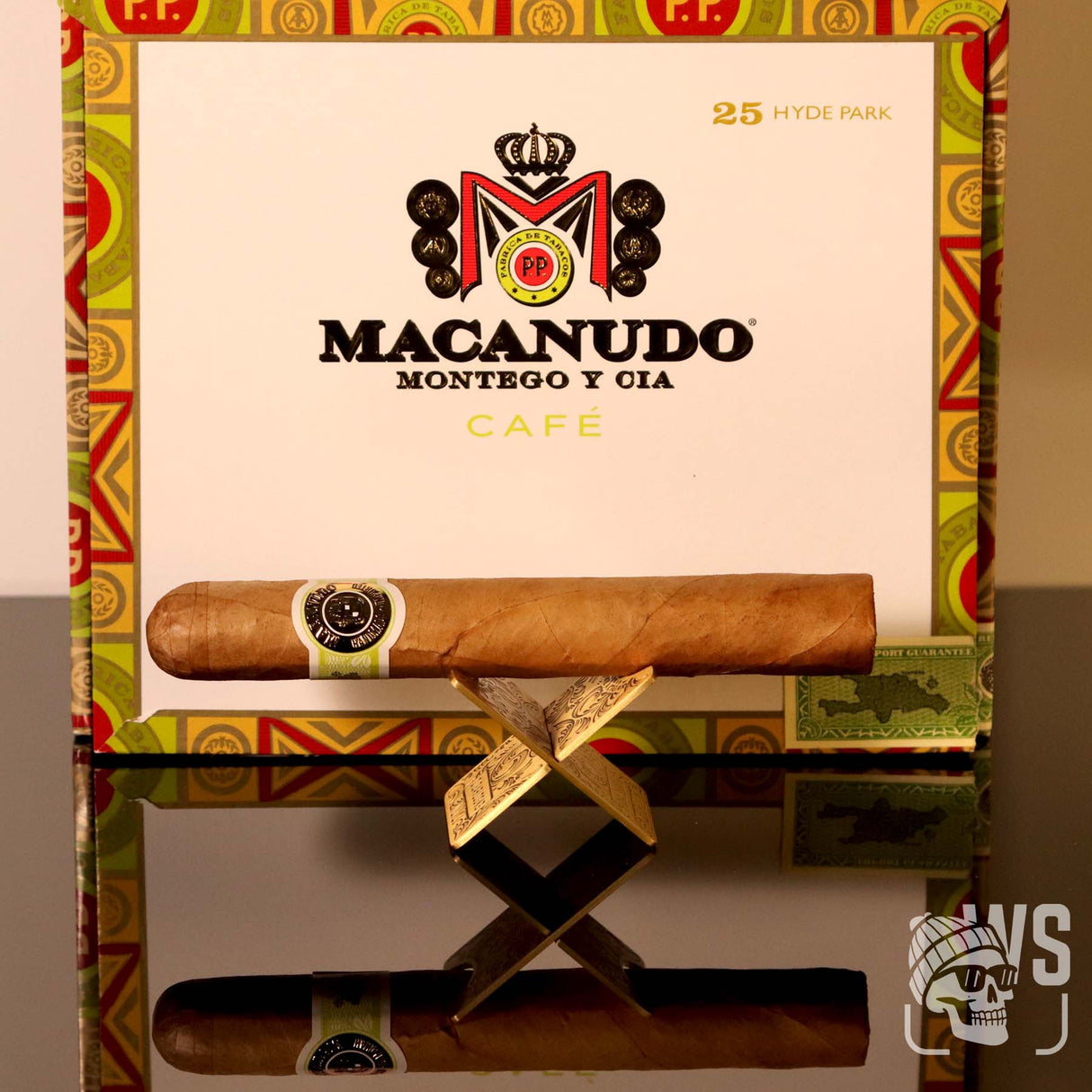 MACANUDO CIGAR MONTEGO Y CIA HYDE PARK CAFE