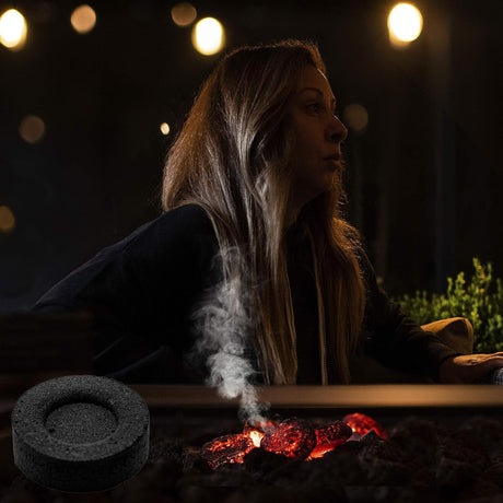 HOOKAH CHARCOAL BRIQUETTES 33MM INSTANT LIGHT – 45 MIN BURN, LOW SMOKE (100 PACK)