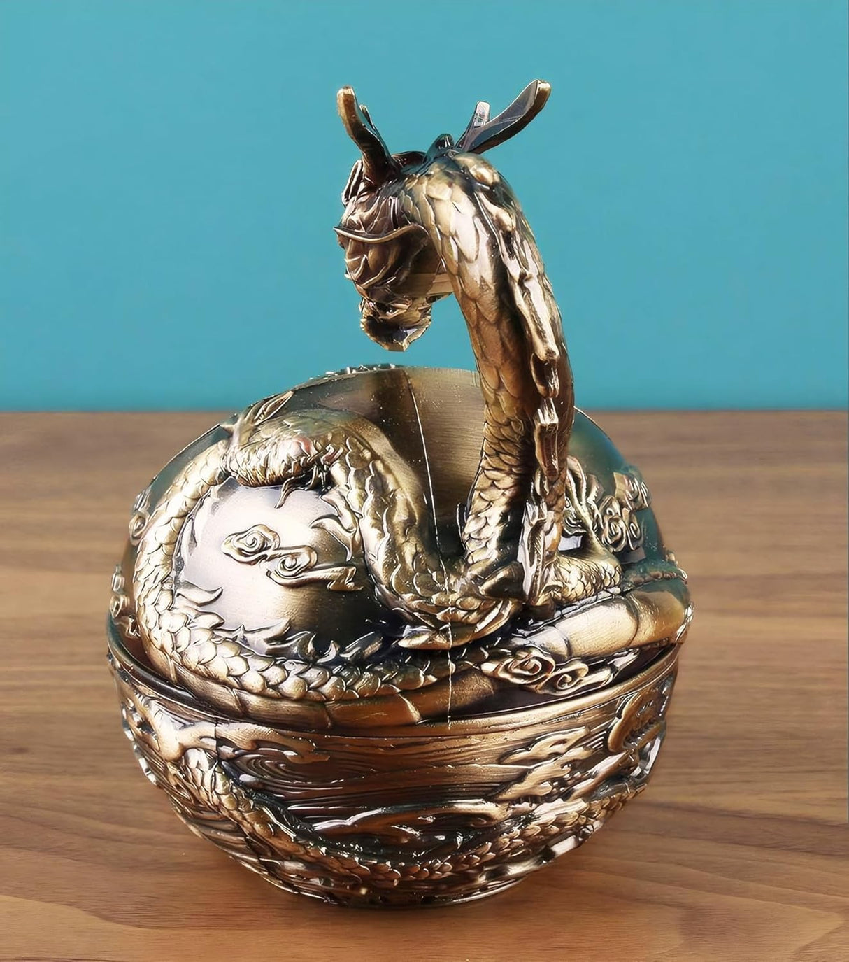 Vintage Ashtray with Lid for Cigarettes,Met